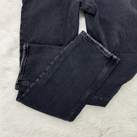 Abercrombie & Fitch 90’s Straight Ultra High Rise Jeans - Picture 4 of 4